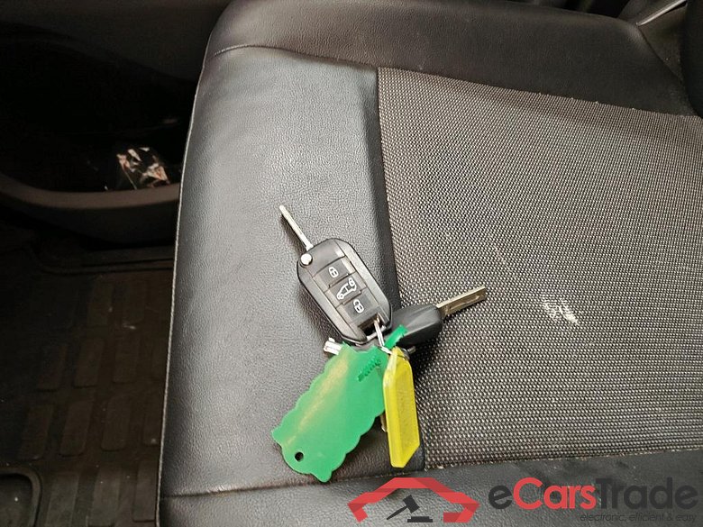 Opel Vivaro L2H1 1.5 Diesel 88kW Edition 4d #4