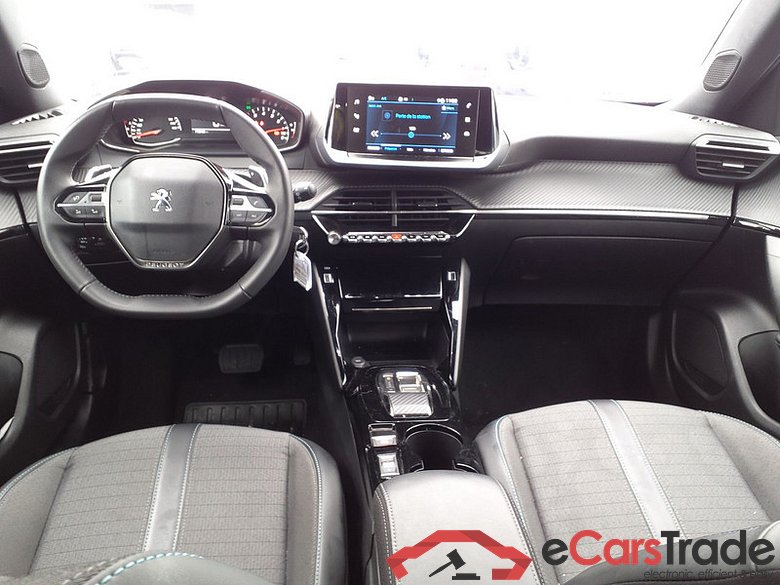 Peugeot 2008 1.2 PureTech Allure Aut. LED 1/2 Leather Camera Klima PDC ... #3