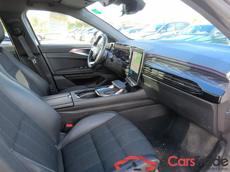 Austral  Iconic 1.2  200CV  BVAV  6E #3