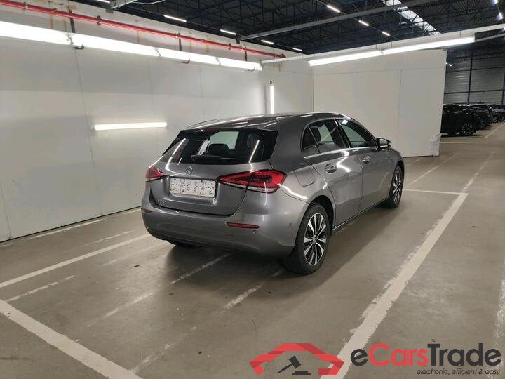 Mercedes A-Klasse A-Klasse A 250 e Business Solution (PHEV) 160kW/218pk  5D/P Auto-8 #4