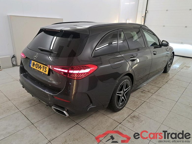 Mercedes-Benz C-Klasse Estate C 200 Launch Edition AMG Line 5d #2