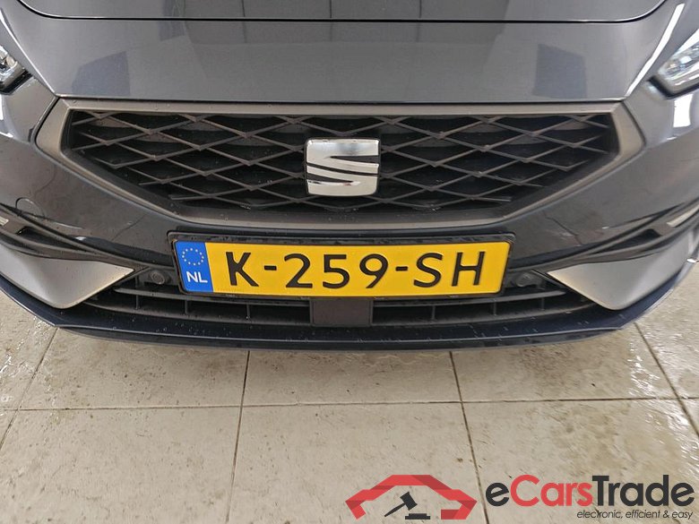 SEAT Leon Sportstourer 1.5 TSI FR Launch Edition 5d #5