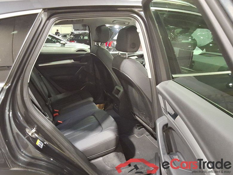 AUDI Q5 DIESEL - 2017 30 TDi Business Edition S tronic #5