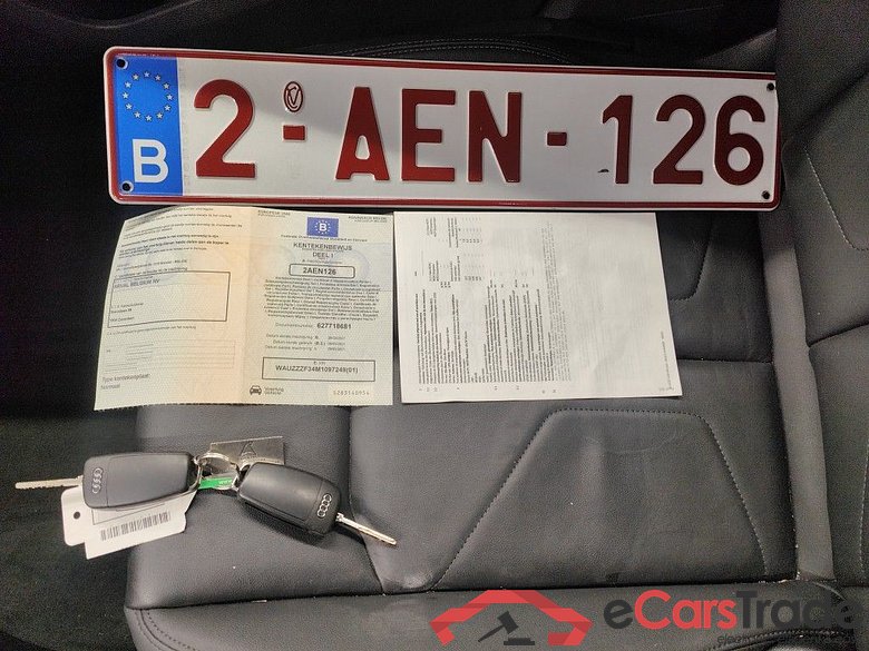 Audi Q3 35 TFSI S tronic 5d #4