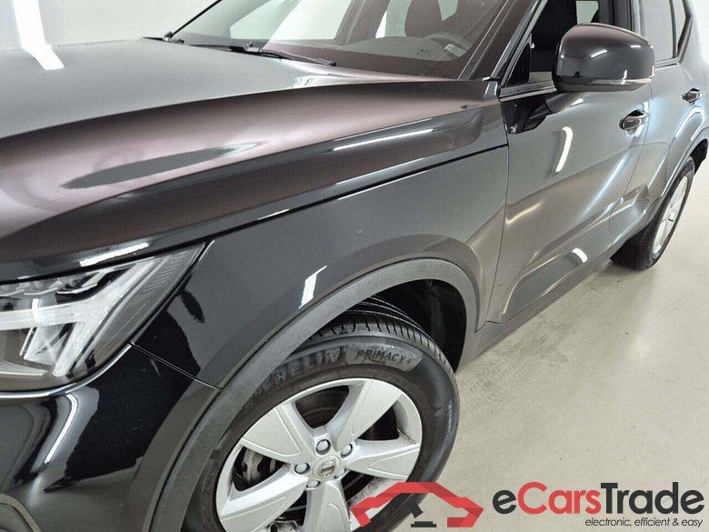 VOLVO XC40 1.5 T2 ESSENTIAL AUT #5