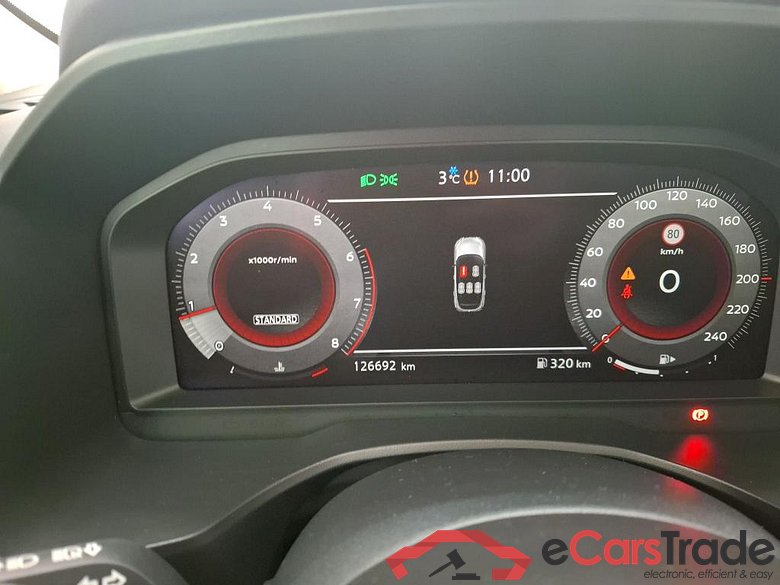 NISSAN Qashqai / 2021 / 5P / Crossover 1.3 MHEV 140 N-Connecta #6