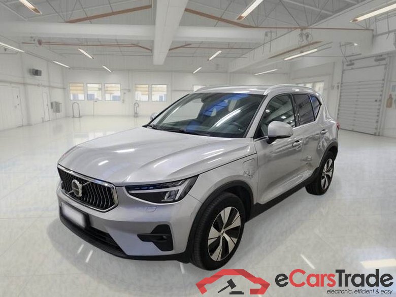 VOLVO XC40 / 2021 / 5P / SUV T4 RECHARGE PLUG-IN AUTO CORE