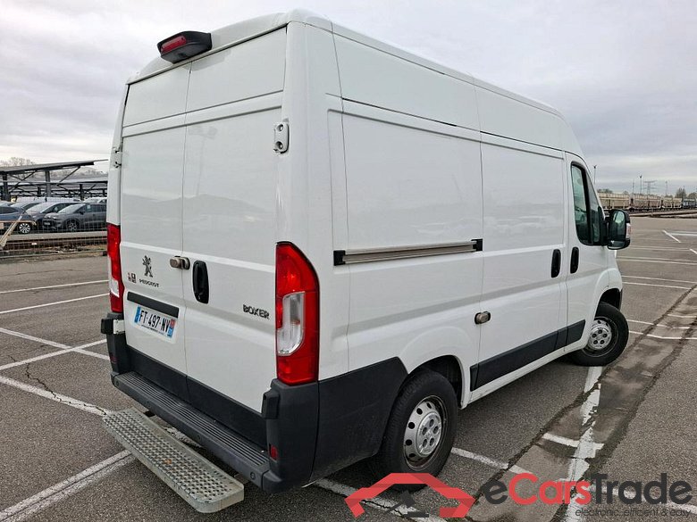 PEUGEOT Boxer / 2014 / 4P / Fourgon tôlé BlueHDi 120 S&S ASPHALT 333 L1H2 #3