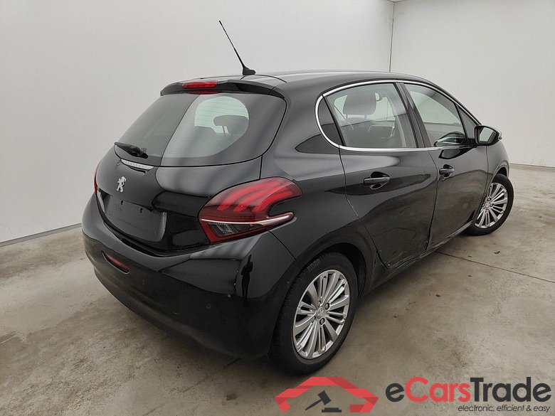 Peugeot 208 1.2 PureTech €6.2 81kW S/S Allure 5d #2