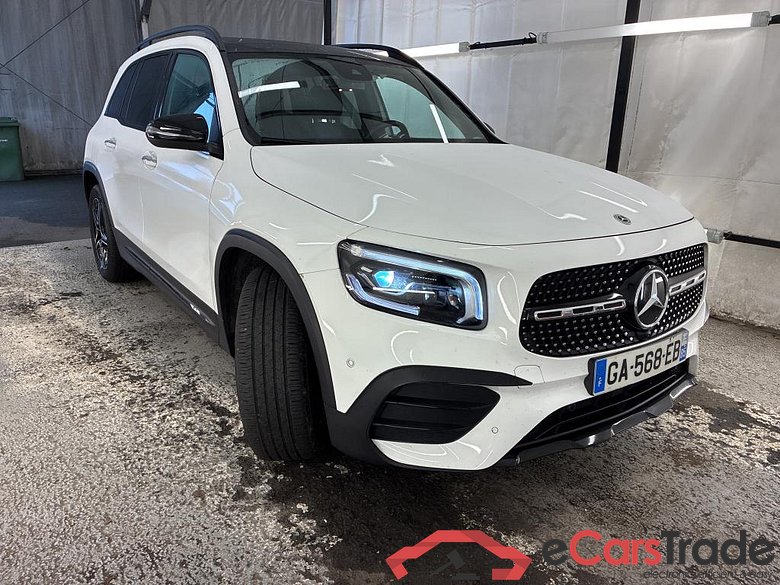 MERCEDES-BENZ GLB / 2019 / 5P / SUV GLB 220 d AMG Line 4Matic #4