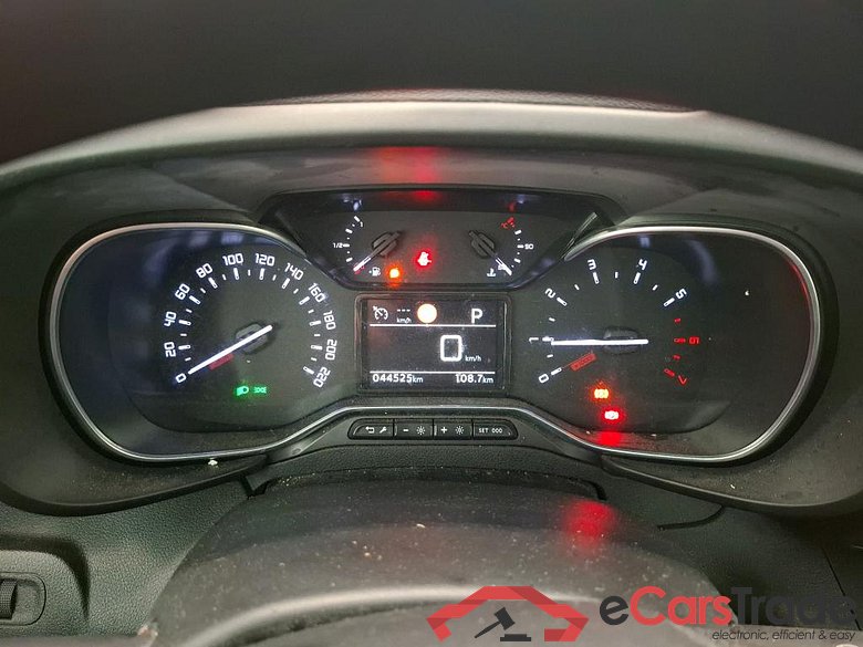 Berlingo Feel M 1.2 PureTech 130CV BVA8 E6d #6