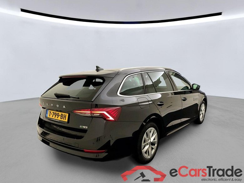 SKODA Octavia Combi 110 kW #6