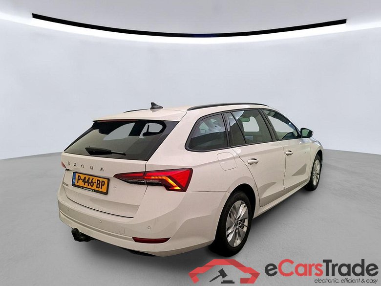 SKODA Octavia Combi 81 kW #6