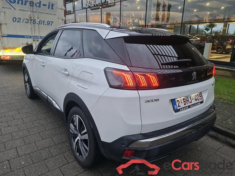 PEUGEOT 3008 1.6 PHEV 225 E-AUTO8 ROADTRIP #3