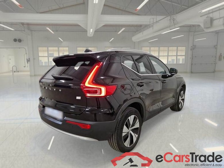 VOLVO XC40 / 2021 / 5P / SUV T5 RECHARGE PLUG-IN AUTO CORE #2