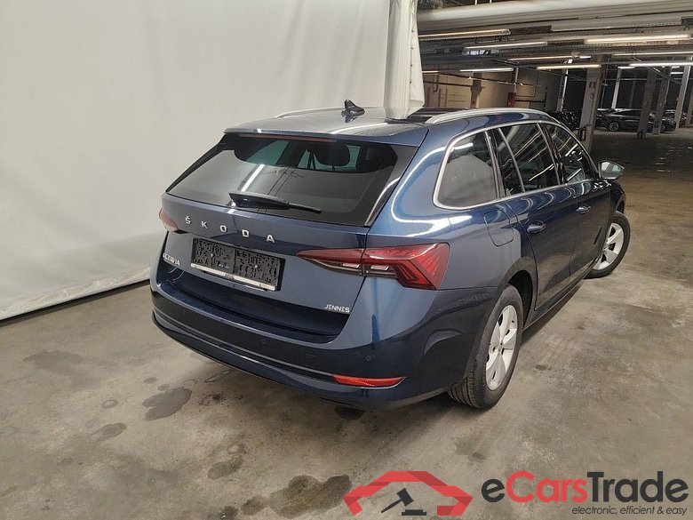 Skoda Octavia Combi 2.0 CRTDI 110kW DSG7 Ambition 5d #2