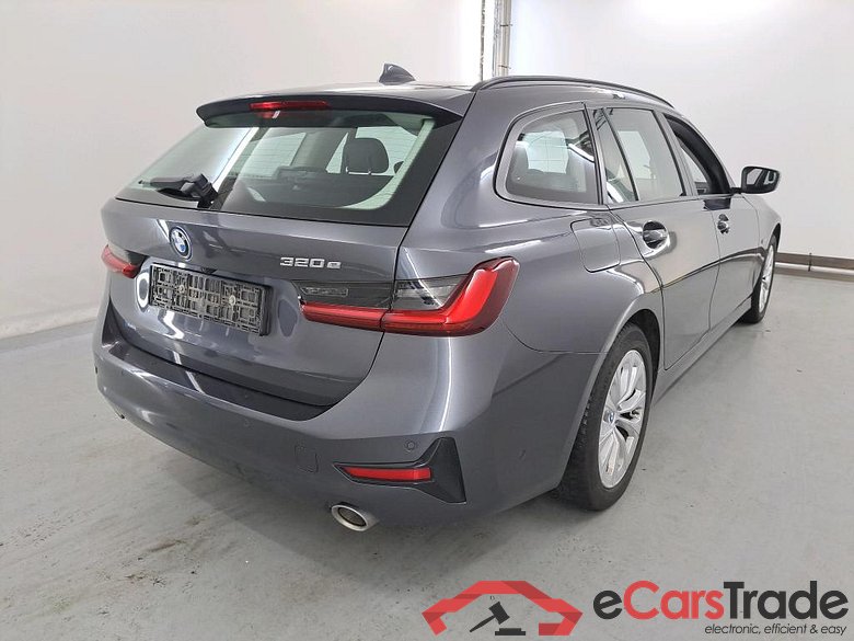 BMW 3 SERIES TOURING 2.0 320E XDRIVE TOURING #4