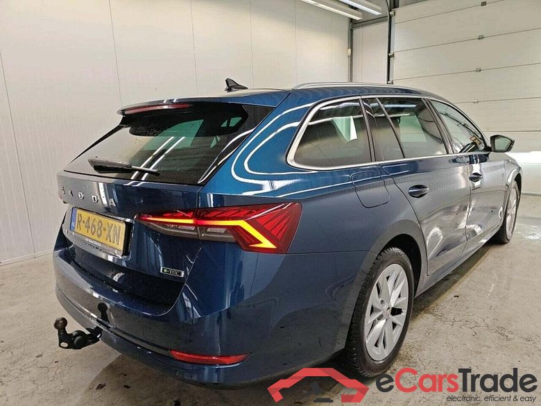 SKODA Octavia Combi 1.5 e-TSI Business Edition Plu #2