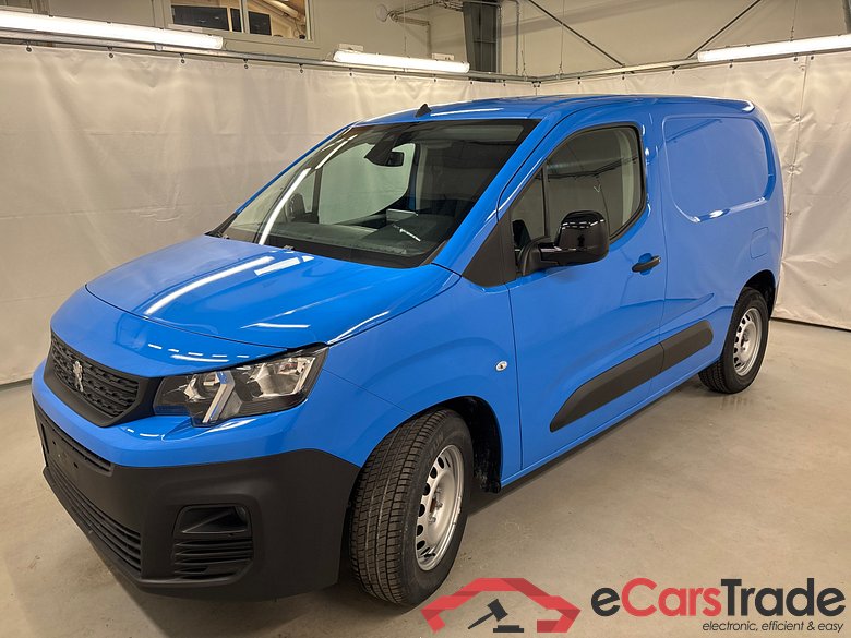 Peugeot e-Partner VAN 50 kWh Peugeot e-Partner VAN 50 kWh *Rear camera, Wooden floor 