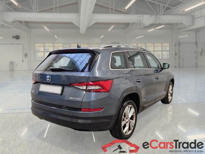 SKODA KODIAQ / 2016 / 5P / SUV 2.0 TDI SCR STYLE DSG #2