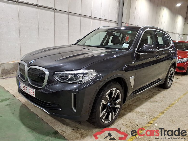 BMW IX3 80KWH AUTO