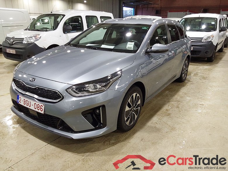 KIA Cee'd 1.6 GDI PHEV BUSINESS LINE DCT