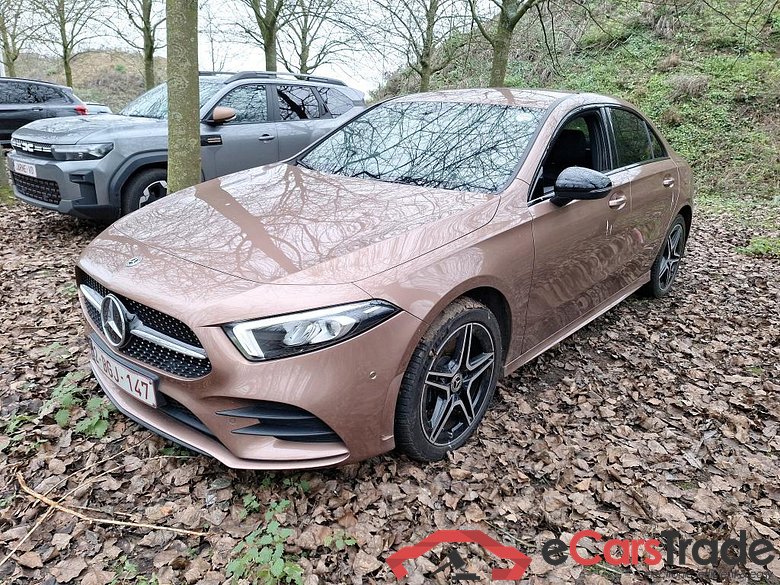 MERCEDES-BENZ A-CLASS LIMOUSINE 1.3 A 250 E BUSINESS SOLUTION DCT #1