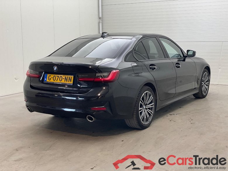 BMW 3-serie 320i Executive Edition #4