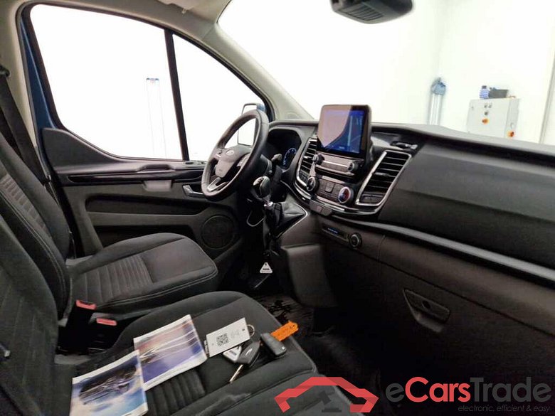 FORD Transit Custom 2.0 TDCI L1H1 Limited #3