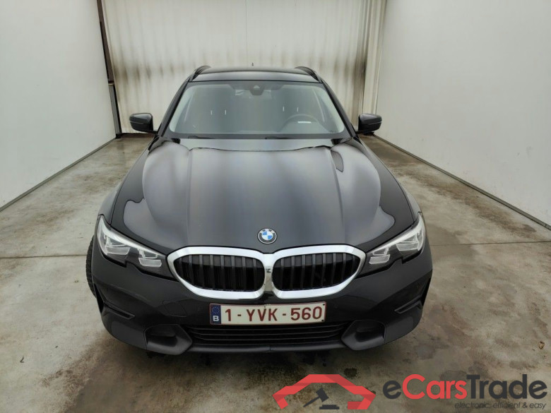 BMW 3 Reeks Touring 318dA (110 kW) 5d #5