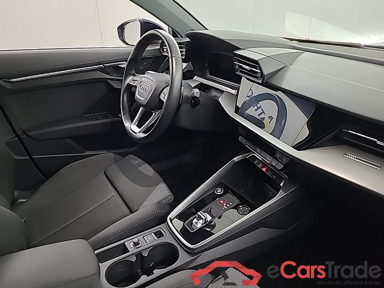 AUDI A3 Limousine 35 TFSI S tronic Business edition 4D 110kW #6