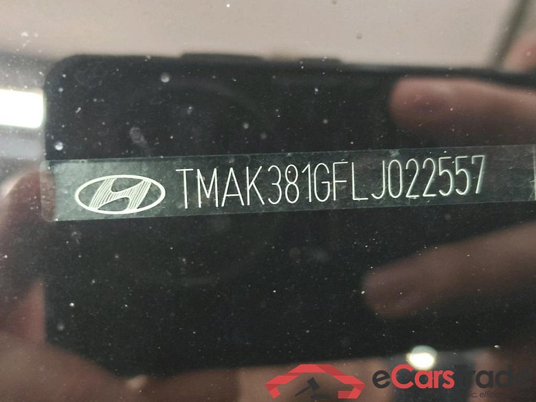 Hyundai KONA Fashion Design Electric 64 kWh 5d #6