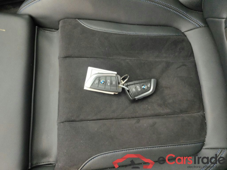 BMW 4 COUPE - 2020 420iXA 184hp 2d #4