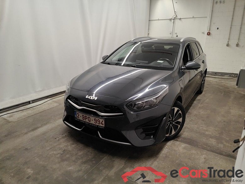 KIA cee'd Sportswagon Business Line 1.6 GDi PHEV DCT 5d