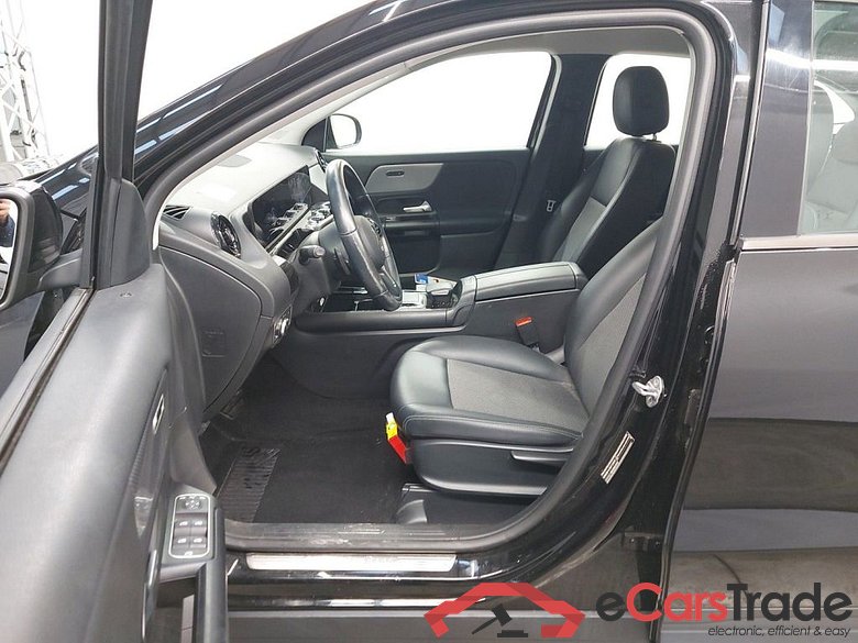 Mercedes-Benz GLA GLA 180 d Business Solution 5d #3