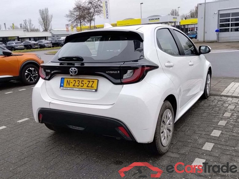 TOYOTA YARIS 1.5 Hybrid Active #4