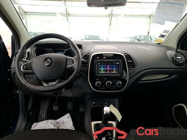RENAULT Captur / 2017 / 5P / Crossover Business dCi 90 #5