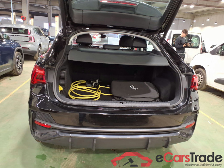 AUDI Q3 Sportback 1.4 45 TFSI E S TRONIC #3
