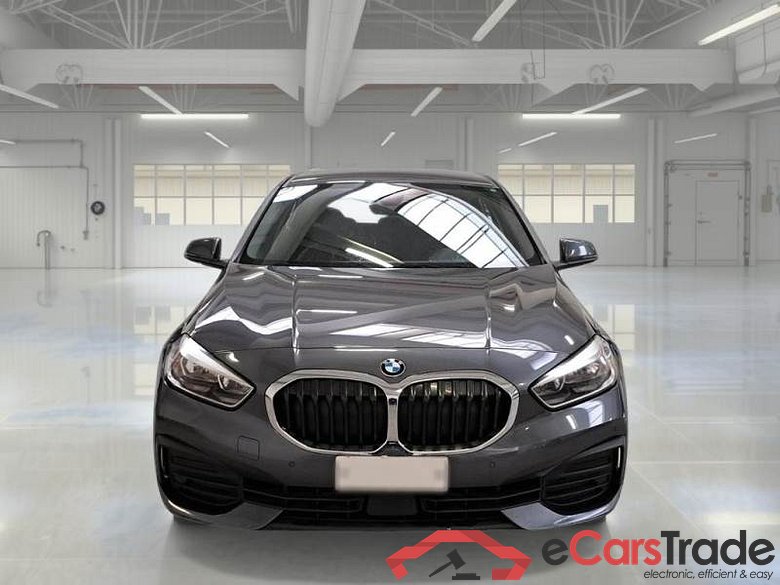 BMW SERIE 1 / 2019 / 5P / BERLINA 118D BUSINESS ADVANTAGE #6