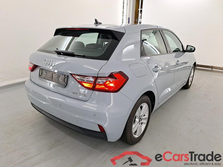 AUDI A1 1.0 25 TFSI ATTRACTION #4