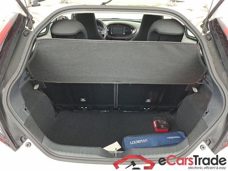 TOYOTA Aygo X 1.0 VVT-I MT play 5D 53kW #5