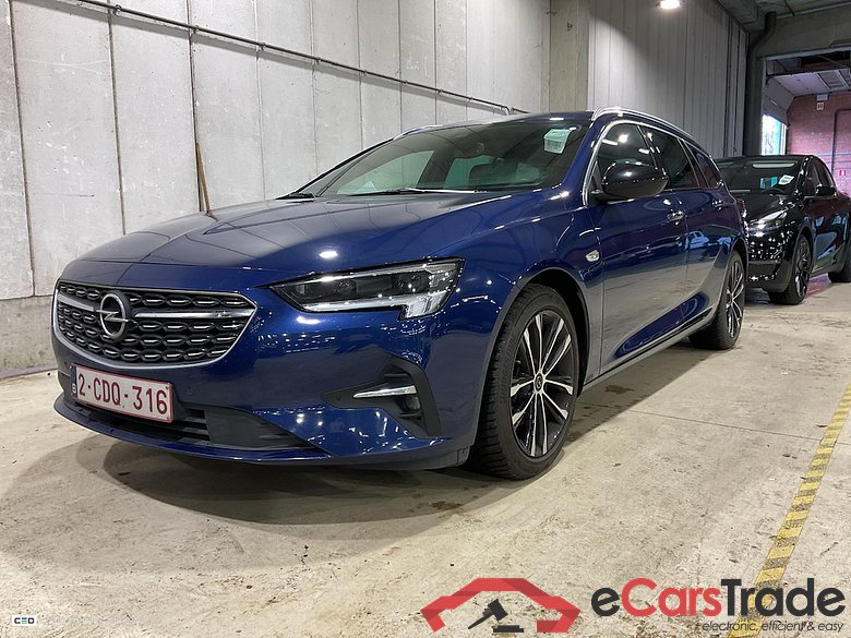 OPEL INSIGNIA SPORTS TOURER DIESEL 1.5 Turbo D Ultimate #1