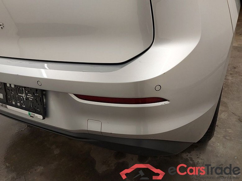 Volkswagen Golf VIII 1.0 TSI 81kW Life Business 5d