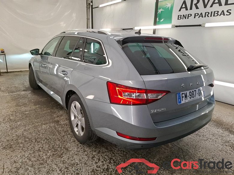 Superb Combi Business 1.6 TDI 120CV BVA7 E6 #2