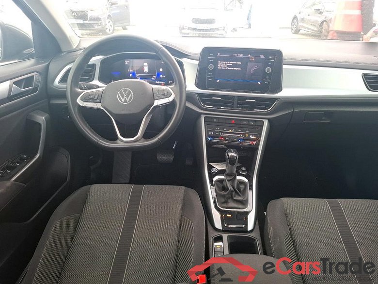 VOLKSWAGEN T-Roc / 2021 / 5P / SUV 1.5 TSI 150 EVO LIFE PLUS DSG7 #5
