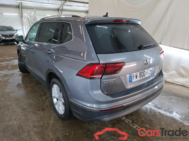 VOLKSWAGEN Tiguan Allspace / 2017 / 5P / SUV 1.5 TSI 150 EVO DSG7 Carat #2