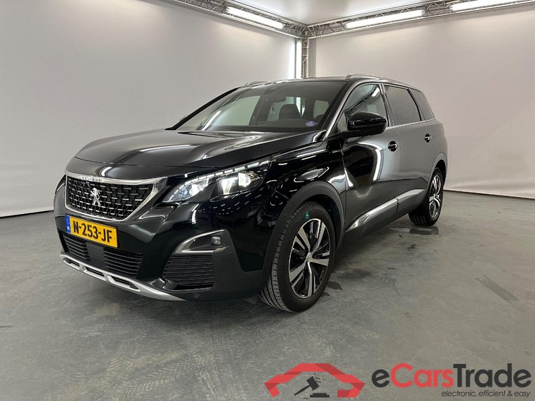 PEUGEOT 5008 1.6 PureTech GT-Line #1