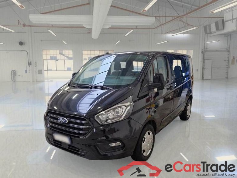 FORD TRANSIT CUSTOM / 2018 / 4P / COMBI 320 L1H1 TREND 2.0 ECOBLUE 130 CV