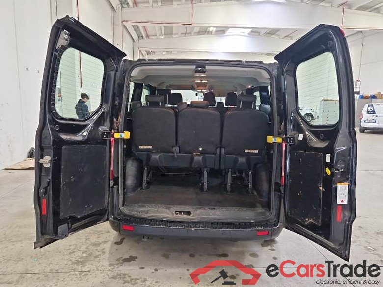 FORD TRANSIT CUSTOM / 2018 / 4P / COMBI 320 L1H1 TREND 2.0 ECOBLUE 130 CV #5