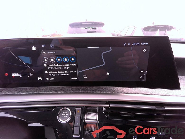 Peugeot 5008 Allure Hybrid 136 e-DCS6 (1.2L) #5